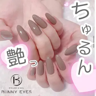 ネイル バニーアイズ　ネイル ニューオータニ博多店のネイルデザイン