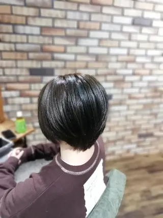 ショート カラー 北林 弘展のヘアスタイル