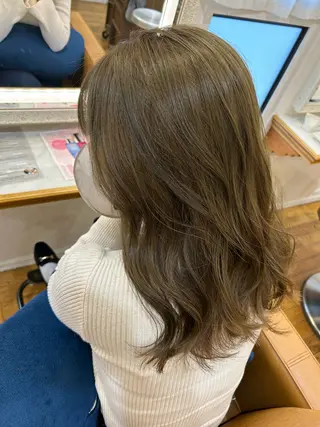 ミディアム chiaki .のヘアスタイル