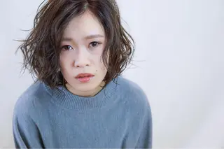 ショート ヘアアレンジ ヘアメイクアース浦和店所属・【白髪ぼかし】 矢内　夏輝のヘアスタイル