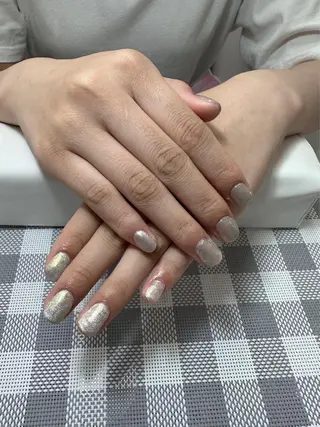 ネイル Tagi 銀座所属・Tagi Nail 銀座店のネイルデザイン