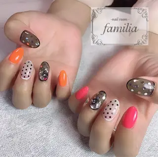 ネイル -nailroom- familiaのネイルデザイン