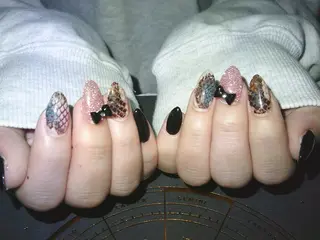 ネイル 杉山 千秋のネイルデザイン