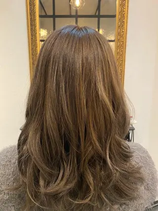 カラー MIA　手嶋 良太のヘアスタイル