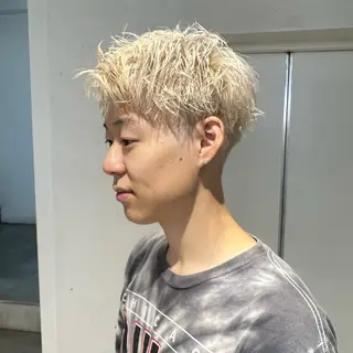 カラー メンズ ハイトーン/パーマ/ メンズ / 櫻本🌐のヘアスタイル