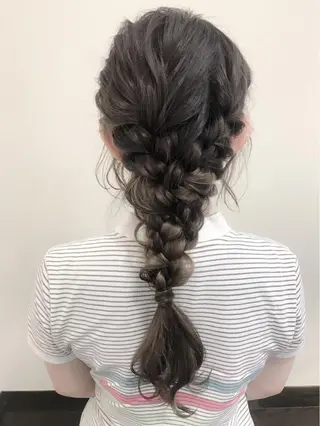 ロング ヘアアレンジ 沢田 瞳のヘアスタイル