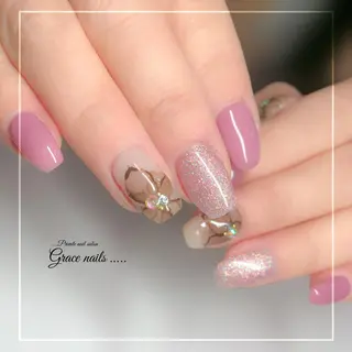 ネイル GRACE NAILSのネイルデザイン