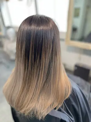 セミロング カラー Mariana雛/ 西大分/ハイライトのヘアスタイル