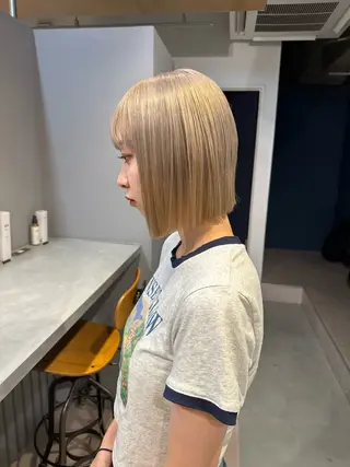 ショート カラー 💖ハイライト/ハイ トーン💖MIKIのヘアスタイル