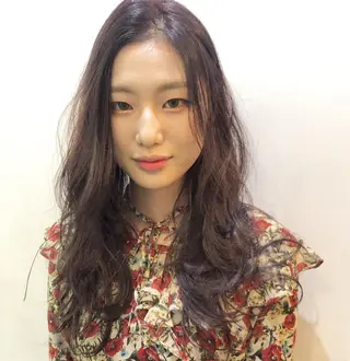 ロング カラー CALAMARI所属・【渋谷で人気】艶髪× 髪質改善/ツヤカラーのヘアスタイル