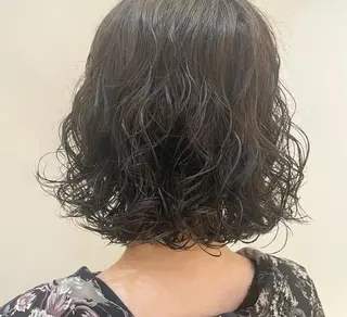 ショート 透明感・艶カラー/ 坂田友梨奈のヘアスタイル