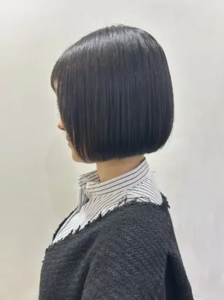 ショート 🐝 朝ラク・扱いや すいボブ／専門🐝のヘアスタイル