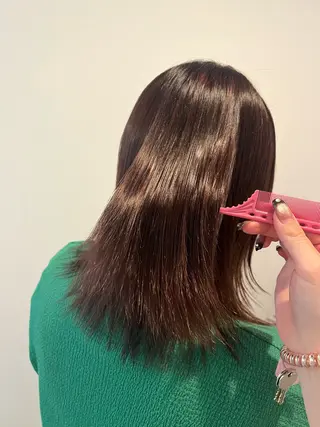 ミディアム 黒川 綾音のヘアスタイル