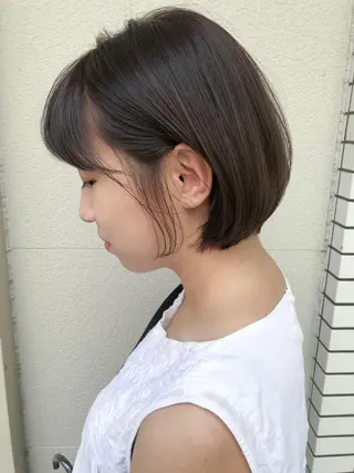 ミディアム 横山 莉奈のヘアスタイル