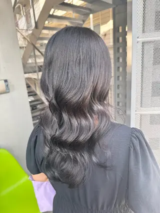 カラー 河田 愛菜のヘアスタイル