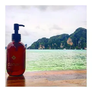 セミロング カラー 髪の病院ルーミールーム所属・髪の病院  ルーミールームのヘアスタイル