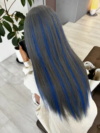 ロング カラー ブリーチ・縮毛矯正 三島佳音のヘアスタイル