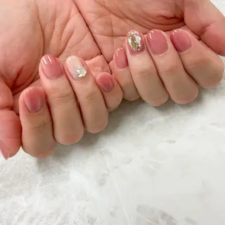 ネイル 黒沢 直子のネイルデザイン