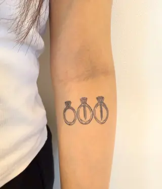 JAYU(mooiシェアサロン内)所属・JAYU タトゥー&ネイルのネイルデザイン