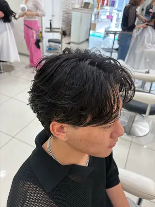 ショート パーマ メンズ 髪質改善/艶カラー/ メンズパーマ/鈴木のヘアスタイル