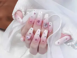 ネイル H3 Nail Tsuki🦋💙のネイルデザイン