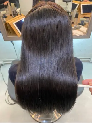 ロング カットカラーモデル -yui -のヘアスタイル