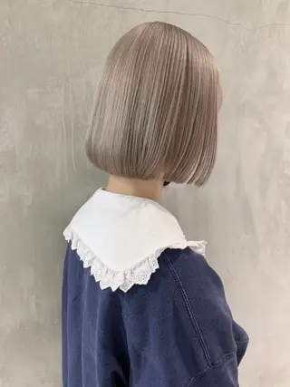 ショート カラー 艶ハイトーン/ヘア アレンジAYAKAのヘアスタイル