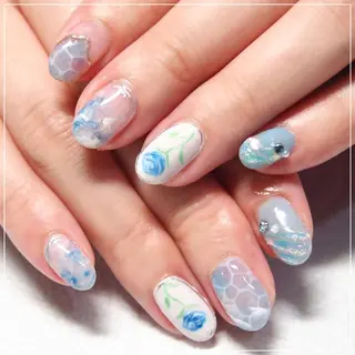 ネイル 山田 麻衣のネイルデザイン