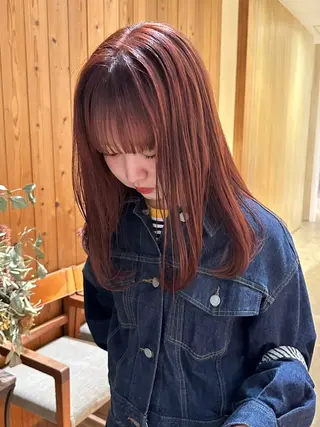 カラー 中野 ちよのヘアスタイル