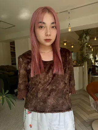 カラー ブリーチカラー🎀 韓国風/寺門美優のヘアスタイル