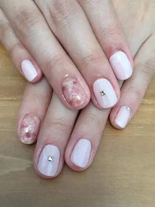 ネイル Sympa 𝓜iwako🐰ᩚのネイルデザイン