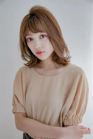 ミディアム 山本翔一郎 韓国顔周りレイヤーのヘアスタイル