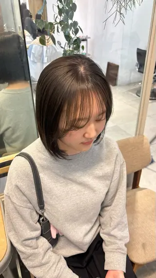 ショート カラー オリーブ/縮毛♡ Natsuno🩰のヘアスタイル