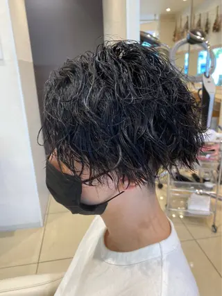 ショート パーマ 髪質改善縮毛矯正 堀田陸斗のヘアスタイル