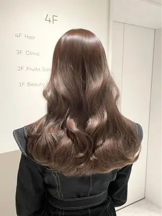 ロング カラー ヘアアレンジ Toiro所属・🤎小顔レイヤー /ベージュ🤎友香のヘアスタイル