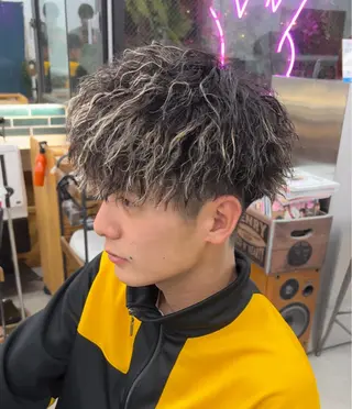 ショート パーマ メンズ 中野 雅人のヘアスタイル