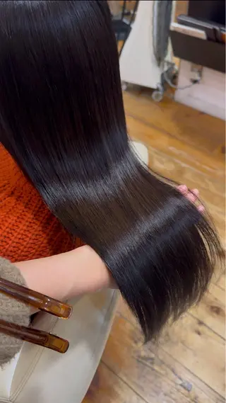 ロング La tienne igrek所属・髪質改善🪞 川村恵理華のヘアスタイル