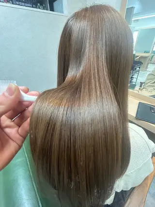 セミロング 匠 Meisterのヘアスタイル