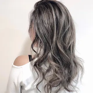 ロング ブリーチ/髪質改善 NYNY大久保のヘアスタイル