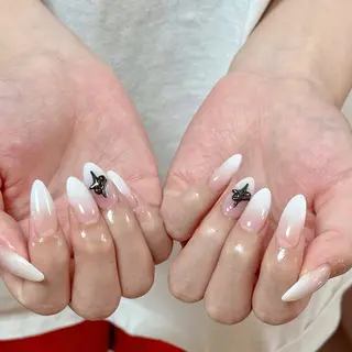 ネイル IYOU NAIL町田店所属・IYOUNAIL- Piggy(帰国中)のネイルデザイン