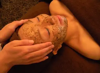 la   cuore所属・la   cuore 🌹ラ クオーレ🌹の眉毛・アイブロウイメージ