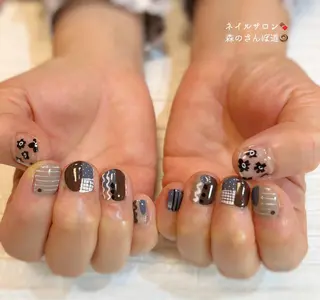 ネイル 森のさんぽ道所属・ショートネイル 森のさんぽ道のネイルデザイン