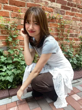 ミディアム カラー Joule銀座 石山あやのヘアスタイル