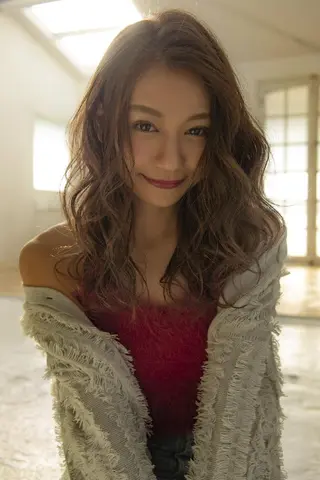 セミロング belta 姫路山吹 カラーモデル募集のヘアスタイル