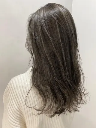 ロング カラー M IIのヘアスタイル