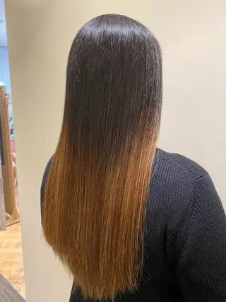 ロング 🫧髪質改善×艶髪 🫧根本泰成🫧のヘアスタイル