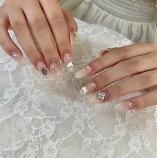 ネイル Epokku ネイルサロンのネイルデザイン