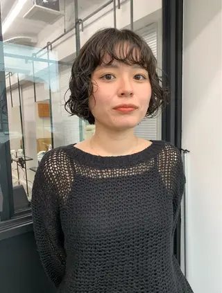 ショート パーマ 甲斐 千尋のヘアスタイル