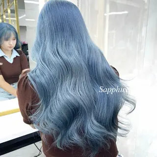 ロング カラー シールエクステ特化 ハイトーン、NANAのヘアスタイル