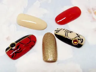 ネイル ティーエヌ 金山駅東口店のネイルデザイン